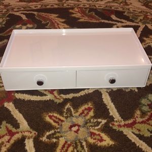 White jewelry box